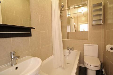 1 bedroom flat to rent, Marylands Road, Maida Vale W9