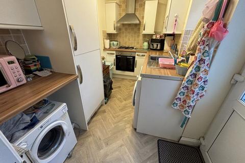 2 bedroom house to rent, Daniel Street, Ryde, Isle of Wight