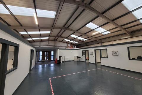 Warehouse to rent, Etna Road, Falkirk FK2