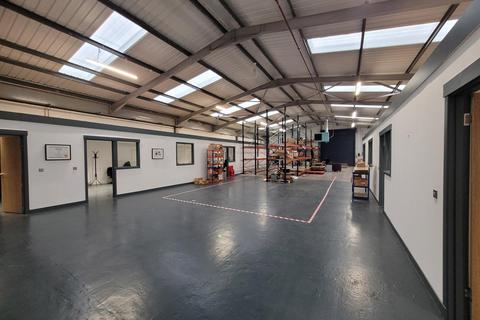 Warehouse to rent, Etna Road, Falkirk FK2