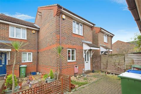 2 bedroom end of terrace house for sale, Wentworth Close, London, SE28