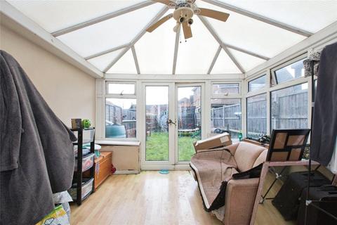 2 bedroom end of terrace house for sale, Wentworth Close, London, SE28