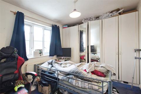 21 Wentworth Close, London, SE28 8QW