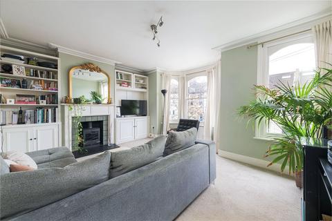 2 bedroom apartment for sale, Harbut Road, SW11