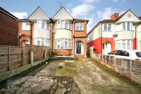 3 bedroom semi-detached house for sale, Willow Way, Luton, LU3