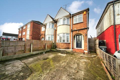 3 bedroom semi-detached house for sale, Willow Way, Luton, LU3