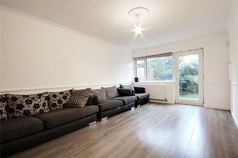 3 bedroom flat to rent, Culloden Road, Enfield, EN2