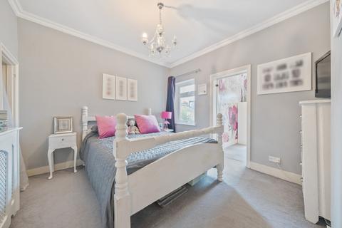 3 bedroom semi-detached house for sale, Linden Crescent, Kingston Upon Thames, KT1