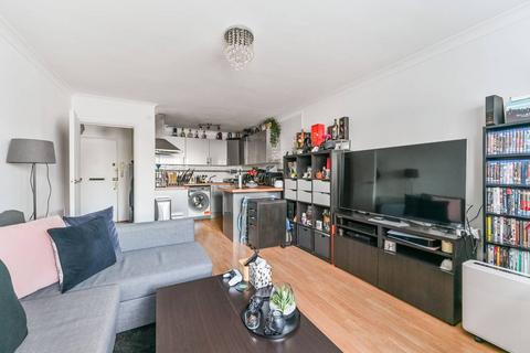 1 bedroom flat for sale, York Court, Wallington, SM6