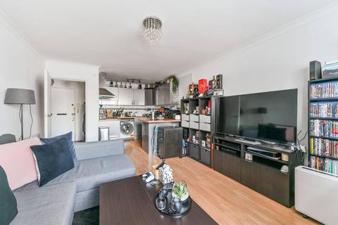 Flat 3, York Court, 11 Ross Road, Wallington, SM6 8QN