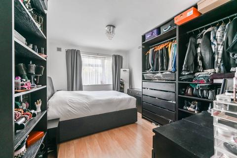 Flat 3, York Court, 11 Ross Road, Wallington, SM6 8QN