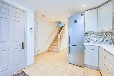 4 bedroom mews for sale, Godolphin Place, East Acton, London, W3