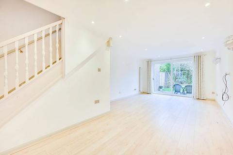 4 bedroom mews for sale, Godolphin Place, East Acton, London, W3