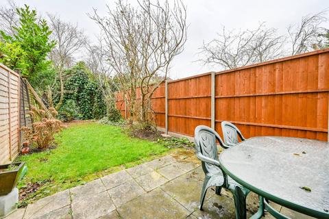 4 bedroom terraced house for sale, Godolphin Place, East Acton, London, W3