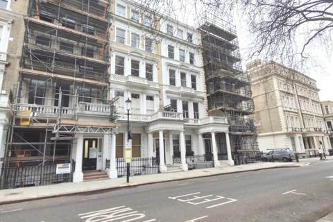 2 bedroom flat to rent, Courtfield Gardens, London SW5