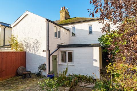 4 bedroom semi-detached house for sale, Tulse Hill, Ventnor, Isle Of Wight. PO38 1TQ