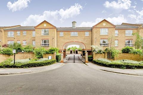 2 bedroom flat for sale, Osier Mews, London W4