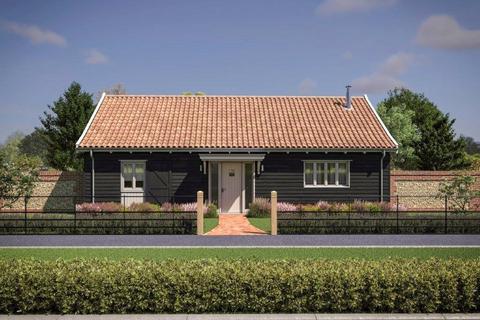 2 bedroom bungalow for sale, Sarsons Meadow, Bury Road, Hopton, Suffolk, IP22