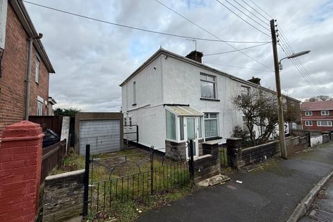 3 bedroom end of terrace house for sale, Wembley, Neath, Neath Port Talbot.