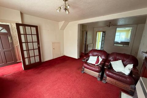 3 bedroom end of terrace house for sale, Wembley, Neath, Neath Port Talbot.