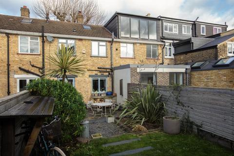 2 bedroom terraced house for sale, Kimberley Avenue, Nunhead, SE15