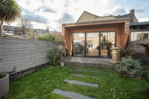 2 bedroom terraced house for sale, Kimberley Avenue, Nunhead, SE15