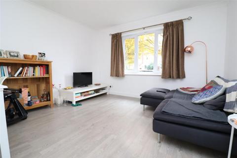 2 bedroom apartment to rent, Rossetti Road, South Bermondsey SE16