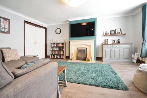 3 bedroom semi-detached house for sale, Wentworth Drive, Felixstowe, Suffolk