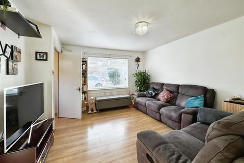 2 Appledore Close, Hull, HU9 1PZ