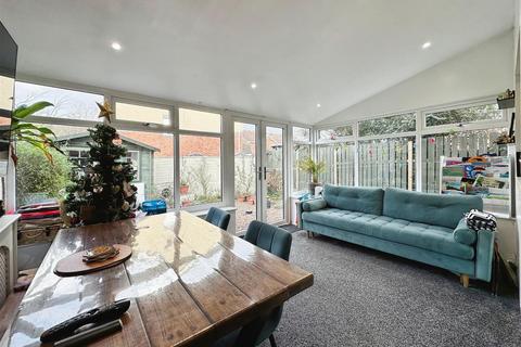 2 Appledore Close, Hull, HU9 1PZ