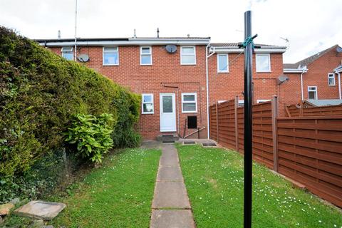 2 bedroom house to rent, Fairfield Road, Tadcaster