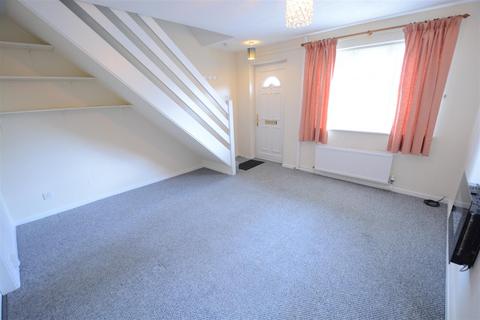 2 bedroom house to rent, Fairfield Road, Tadcaster