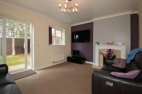 4 bedroom townhouse to rent, Brantwood Close, Westcroft