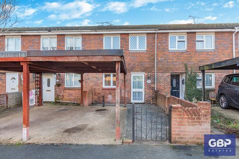 2 bedroom terraced house for sale, Hitchin Close, Romford, RM3