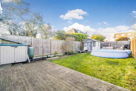 78 Upper Farm Road, West Molesey, KT8 2QU