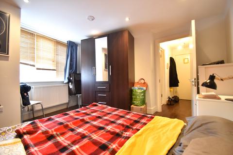 1 bedroom flat to rent, Takoma House, 46 Coleridge Road, London, N8