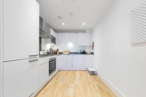 2 bedroom apartment to rent, Dowells Street, London SE10