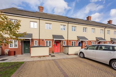 2 bedroom terraced house for sale, Oakcroft Road, Britwell