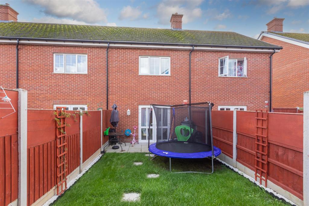 7 Oakcroft Road-03.jpg