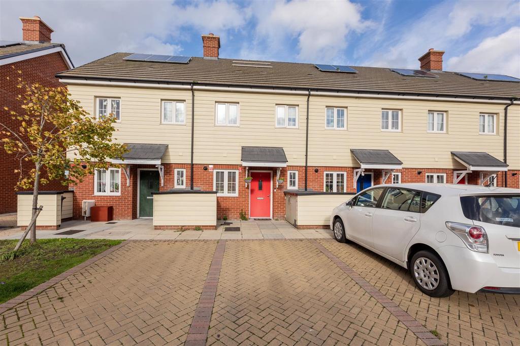 7 Oakcroft Road-02.jpg