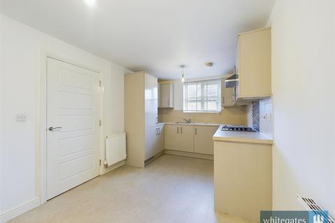 3 bedroom end of terrace house for sale, Lady Royd Close, Bradford, West Yorkshire, BD8