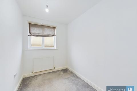 6 Lady Royd Close, Bradford, BD8 0FD