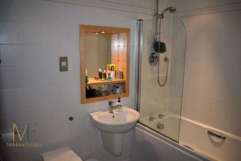 1 bedroom apartment for sale, Bowman Lane, Hunslet, Leeds, West Yorkshire, LS10 1HR