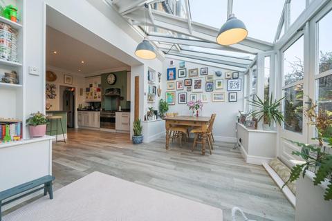 4 bedroom terraced house for sale, Wilna Road, Earlsfield