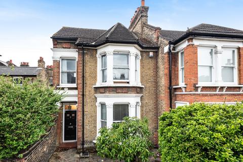 2 bedroom semi-detached house to rent, Banchory Road London SE3