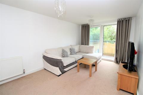 2 bedroom flat to rent, Commonwealth Drive, Crawley, West Sussex. RH10 1AU