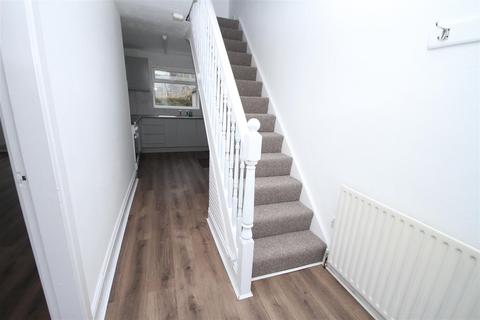 3 bedroom townhouse for sale, Whiteways, BD2