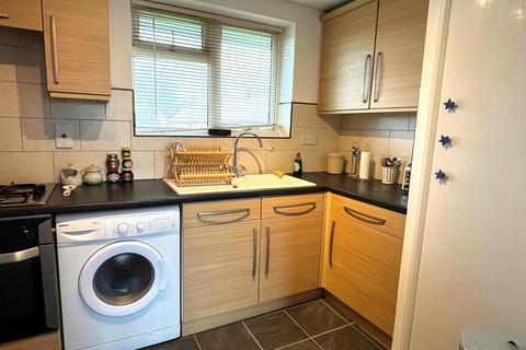 2 bedroom flat for sale, Raleigh Way, Goring By Sea