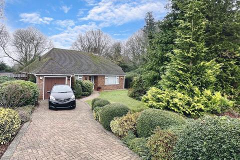 2 bedroom detached bungalow for sale, Wealden Avenue, Tenterden