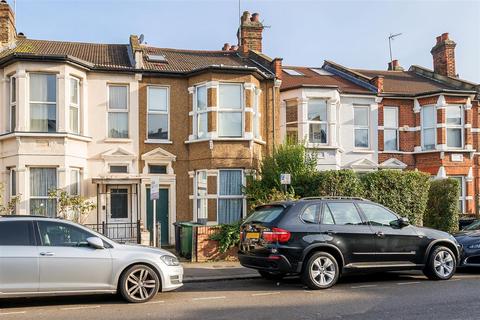 2 bedroom flat to rent, Wightman Road, London N8